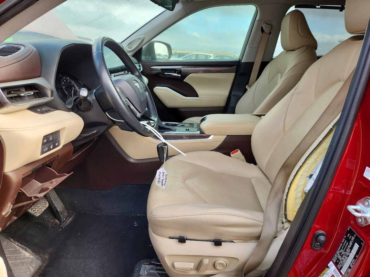 2021 TOYOTA HIGHLANDER LIMITED photo 7