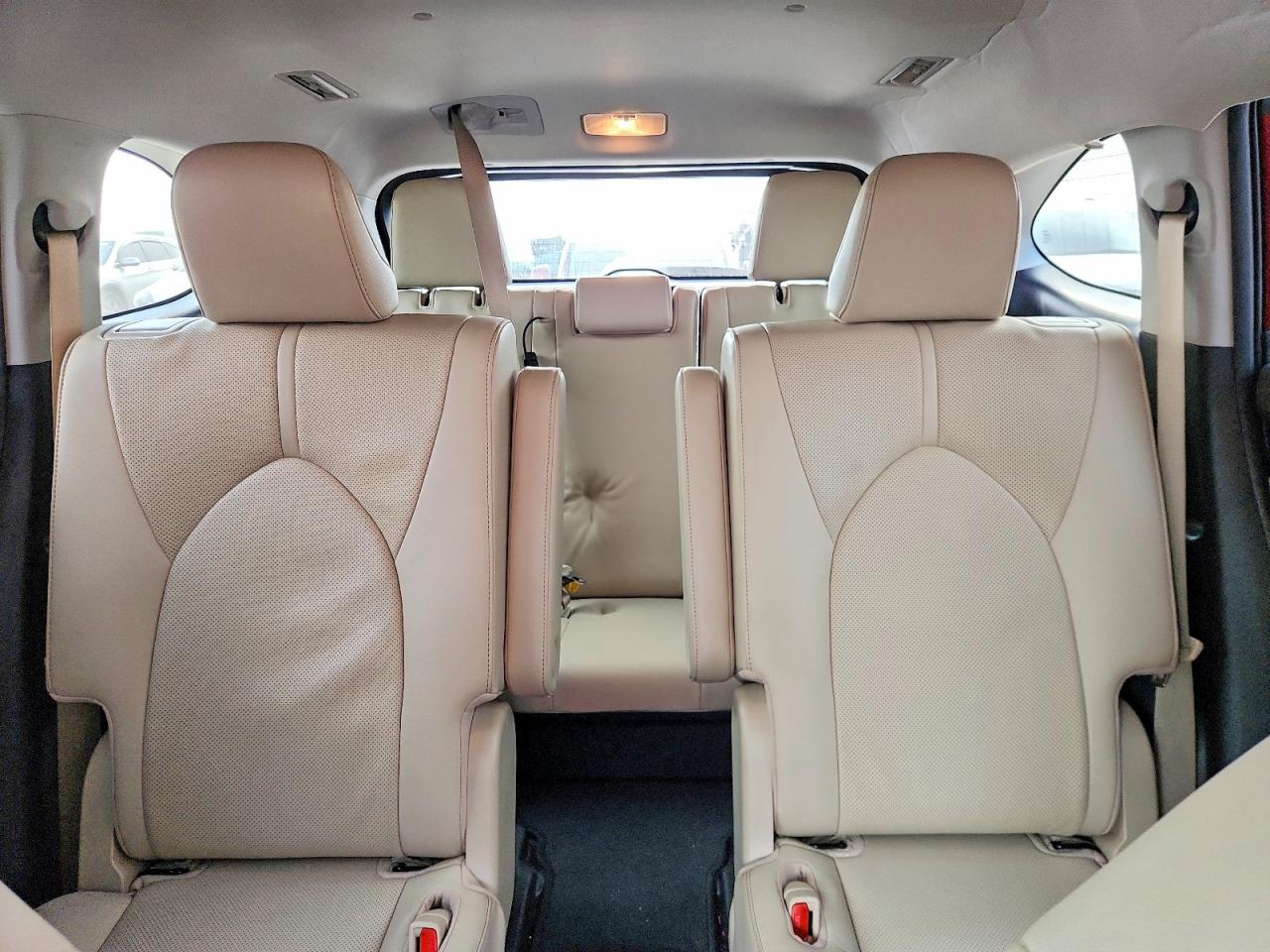 2021 TOYOTA HIGHLANDER LIMITED photo 10