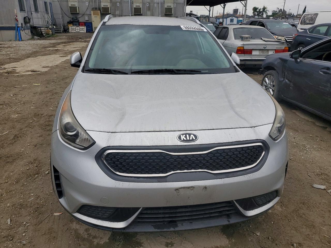 2017 KIA NIRO FE photo 5