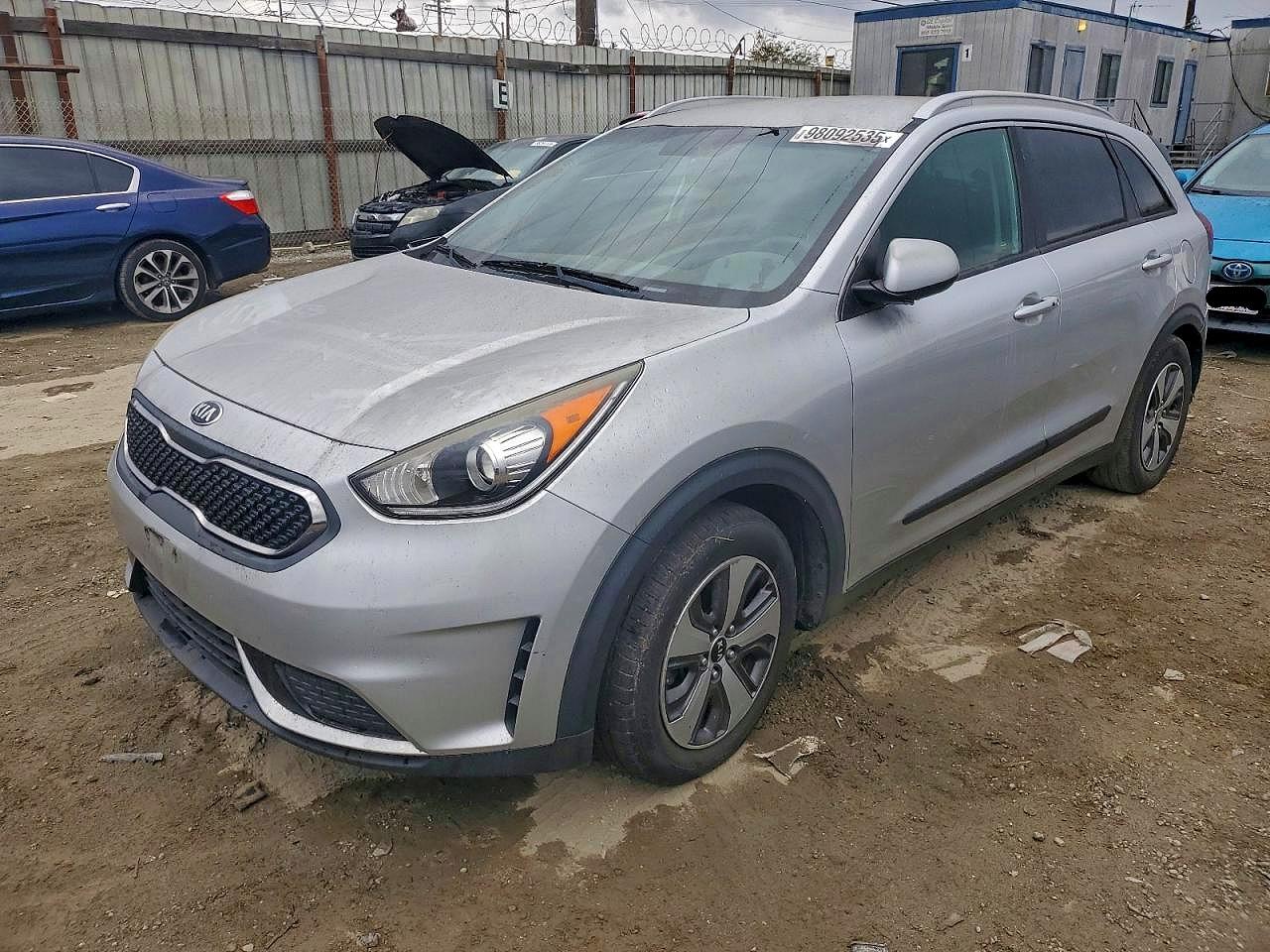 2017 KIA NIRO