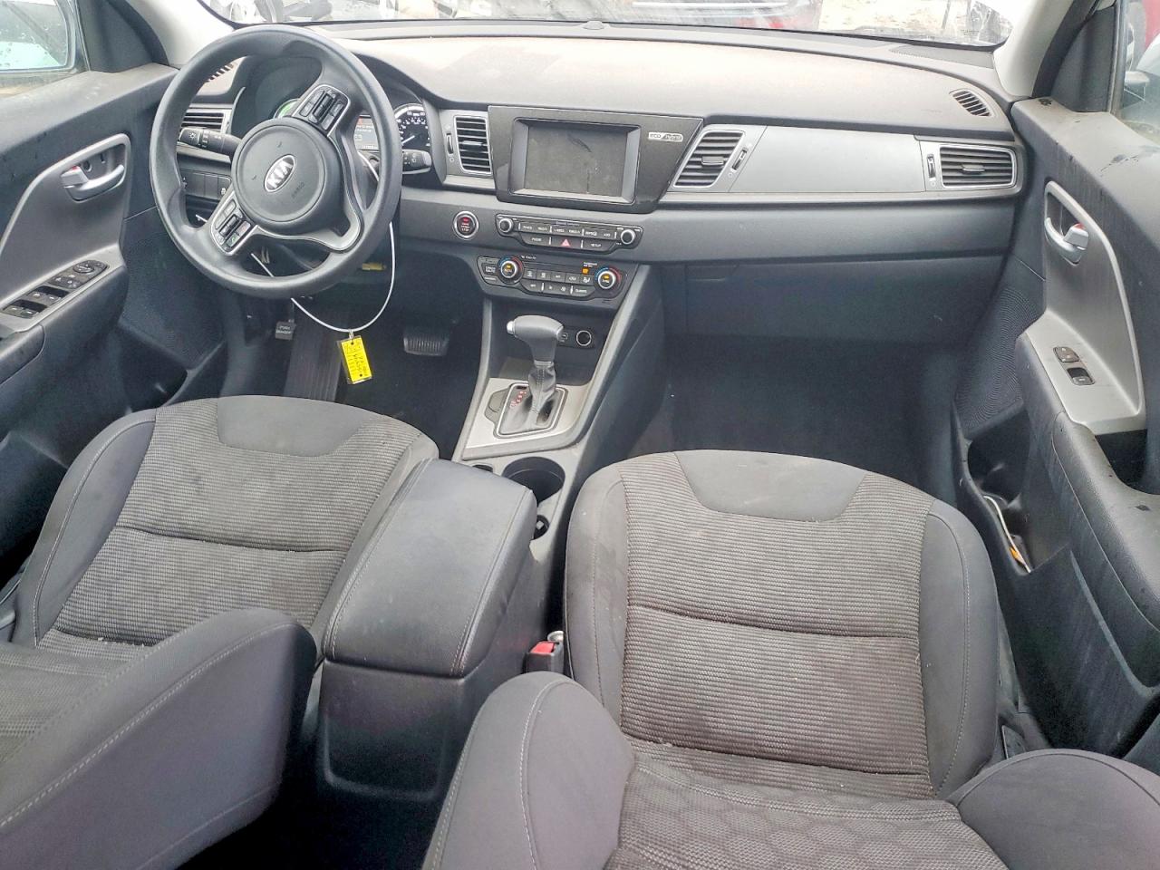 2017 KIA NIRO FE photo 8