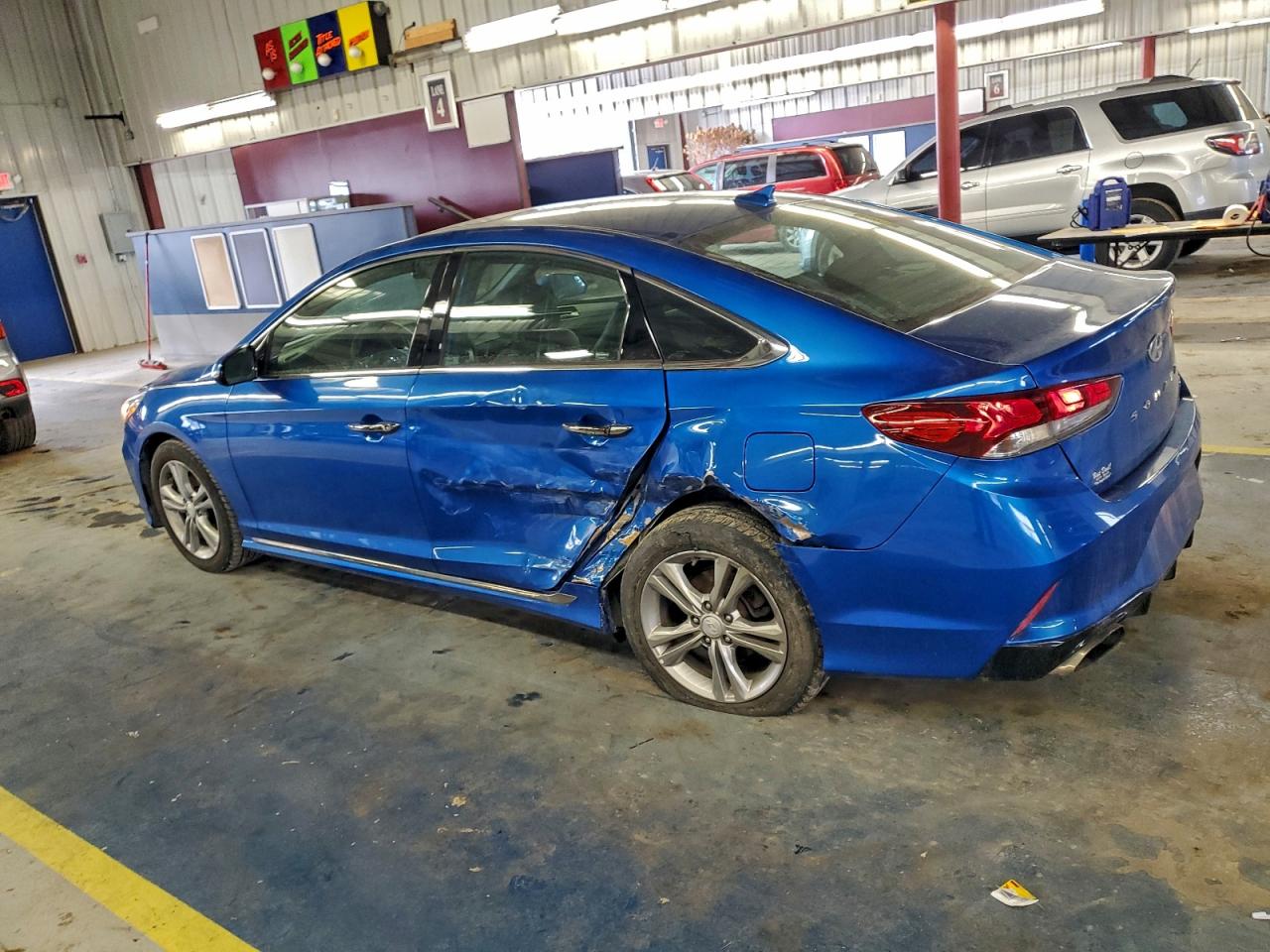 2018 HYUNDAI SONATA SPORT photo 2