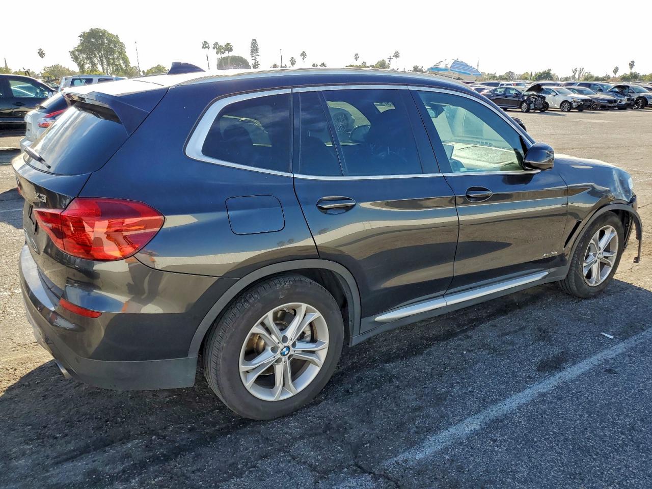 2018 BMW X3 XDRIVE30I photo 3