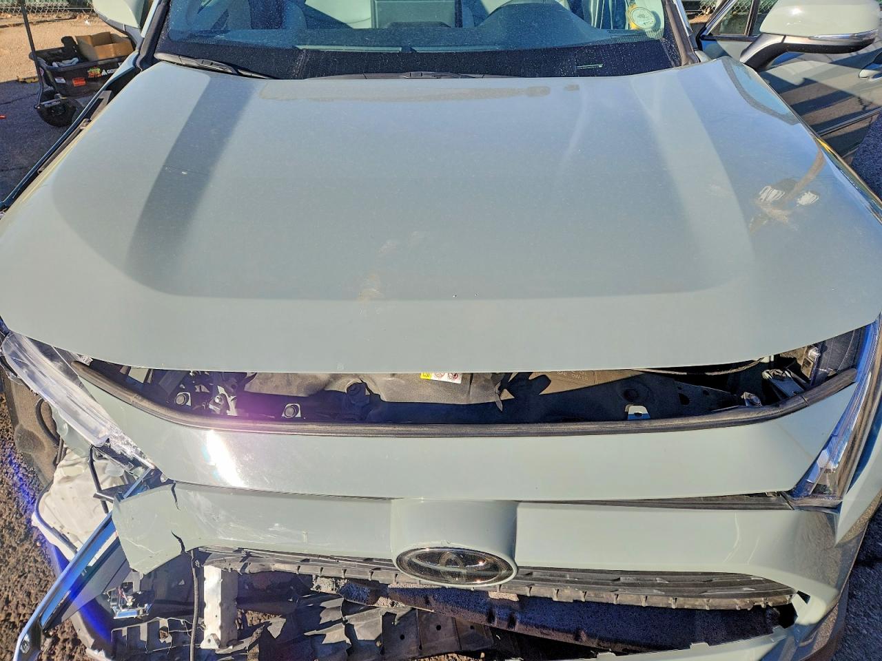 2022 TOYOTA RAV4 XLE PREMIUM photo 11