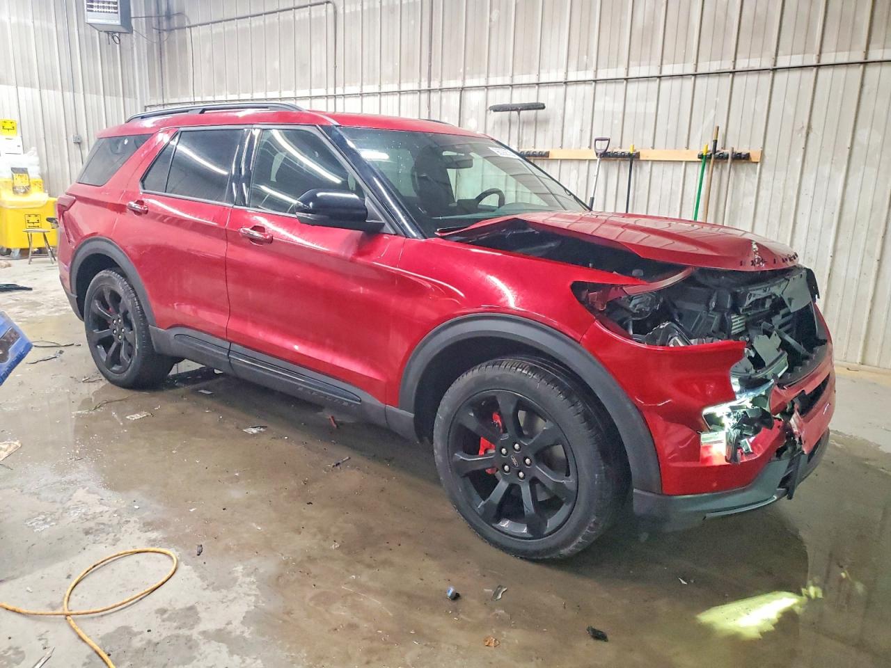 2023 FORD EXPLORER ST photo 4