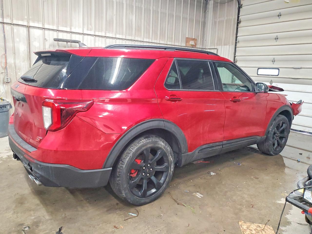 2023 FORD EXPLORER ST photo 3