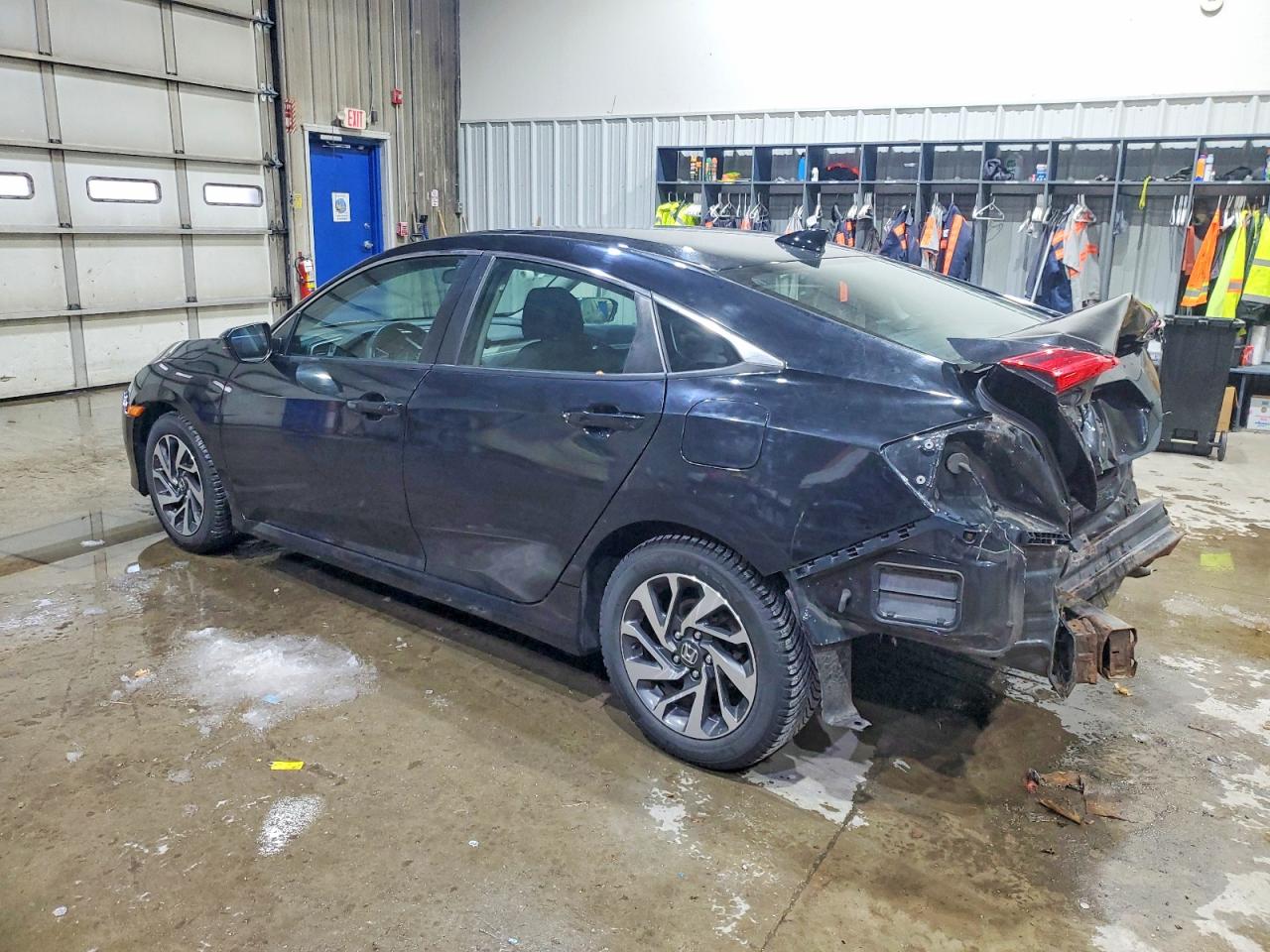2017 HONDA CIVIC EX photo 2