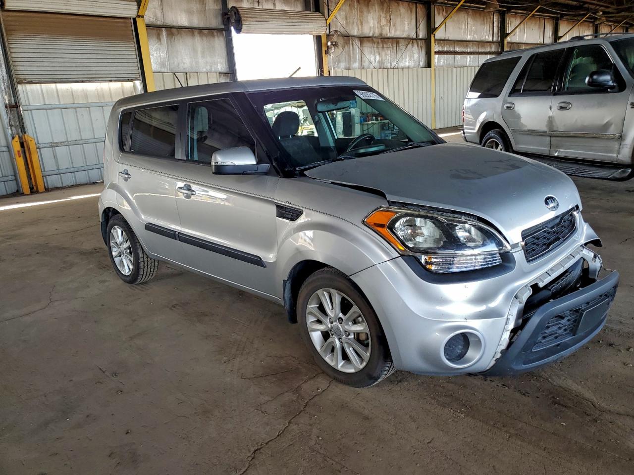 2013 KIA SOUL + photo 4