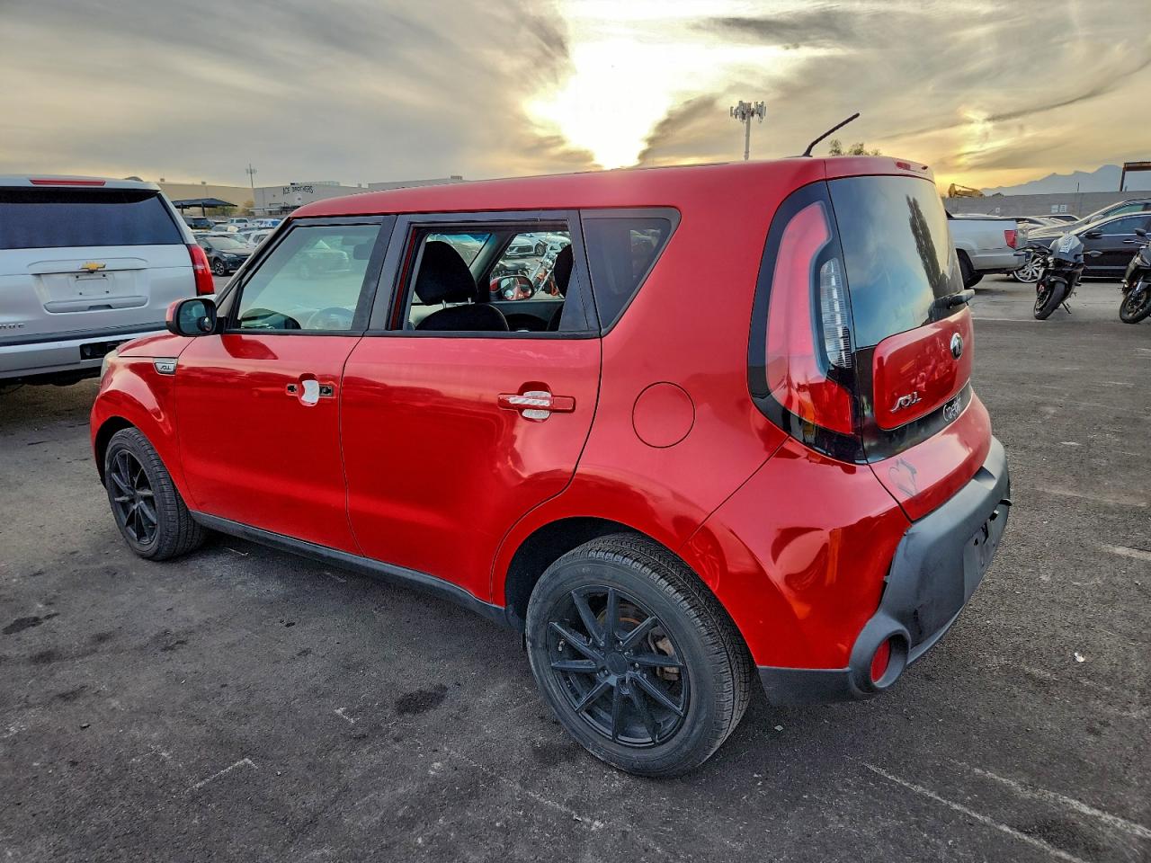 2015 KIA SOUL + photo 2