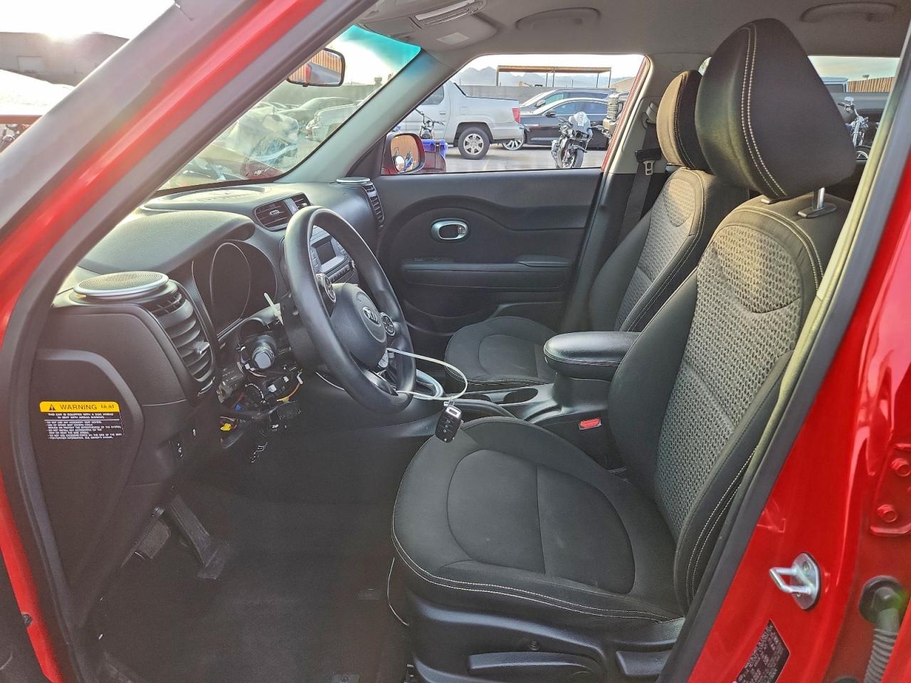 2015 KIA SOUL + photo 7