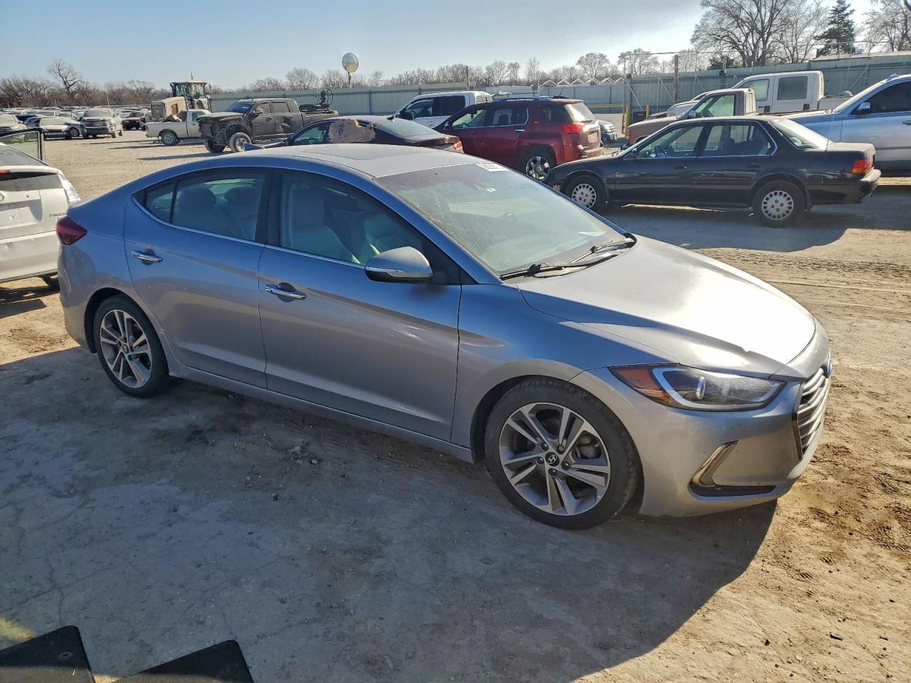 2017 HYUNDAI ELANTRA SE photo 4