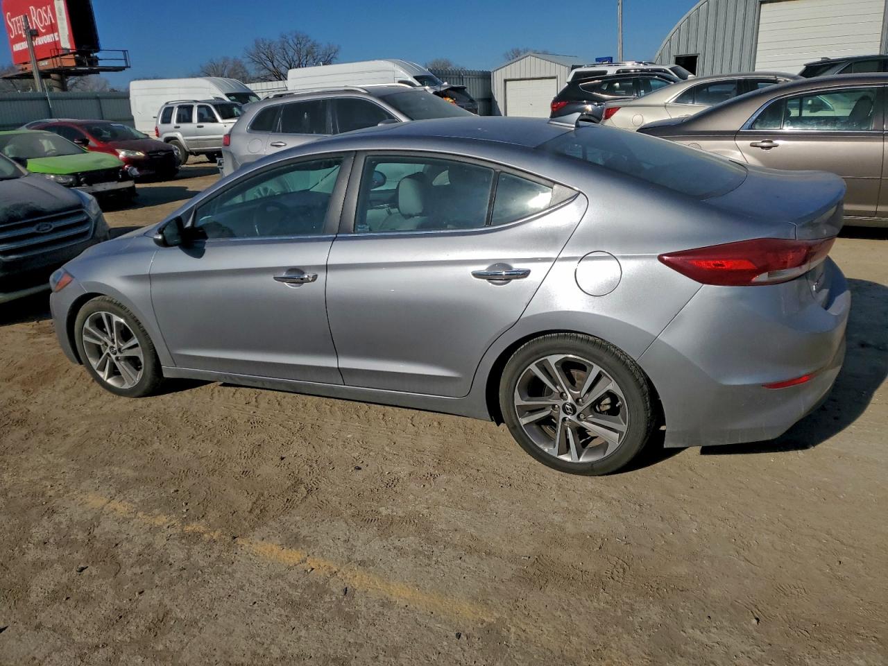 2017 HYUNDAI ELANTRA SE photo 2
