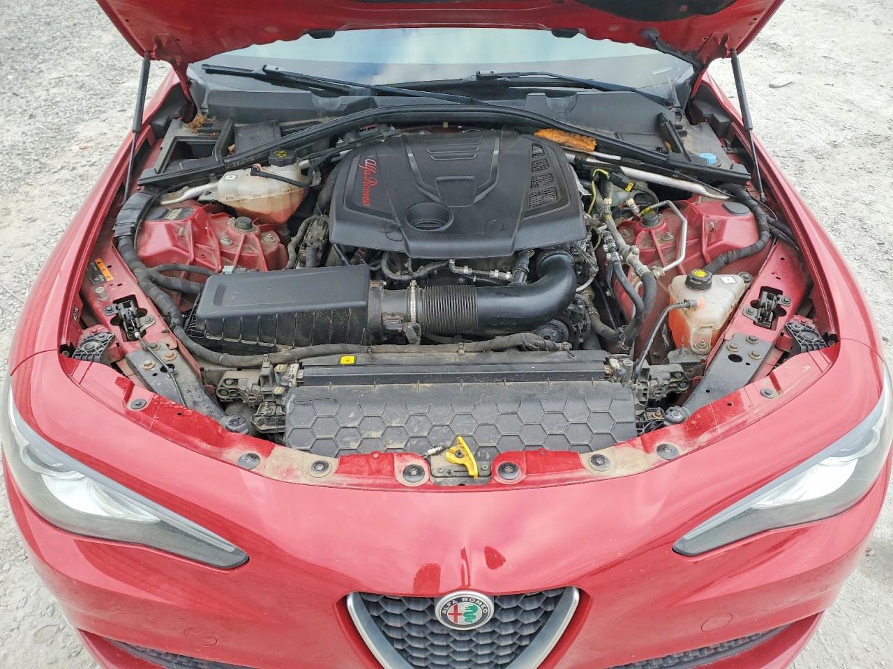 2017 ALFA ROMEO GIULIA Q4 photo 11