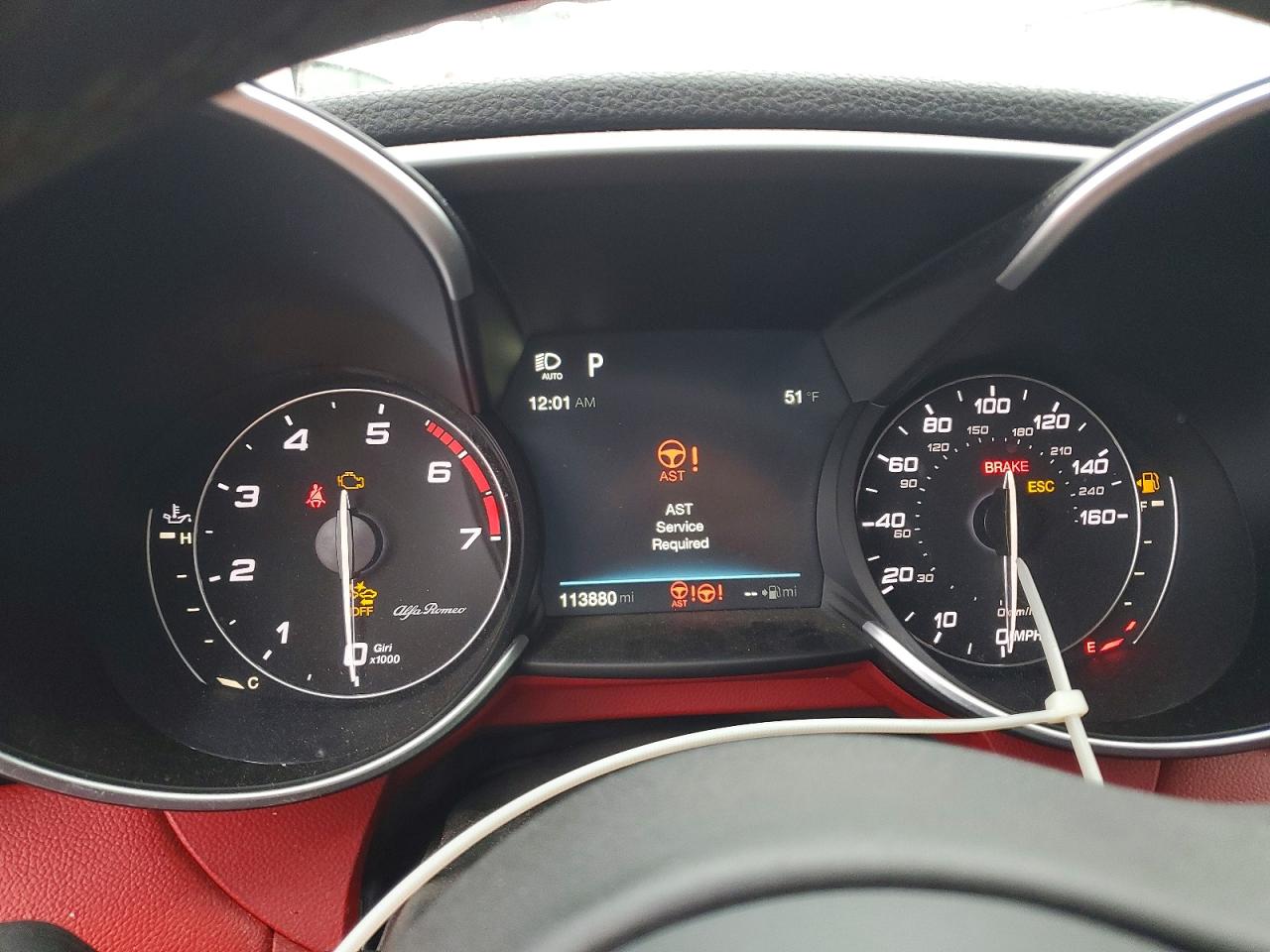 2017 ALFA ROMEO GIULIA Q4 photo 9