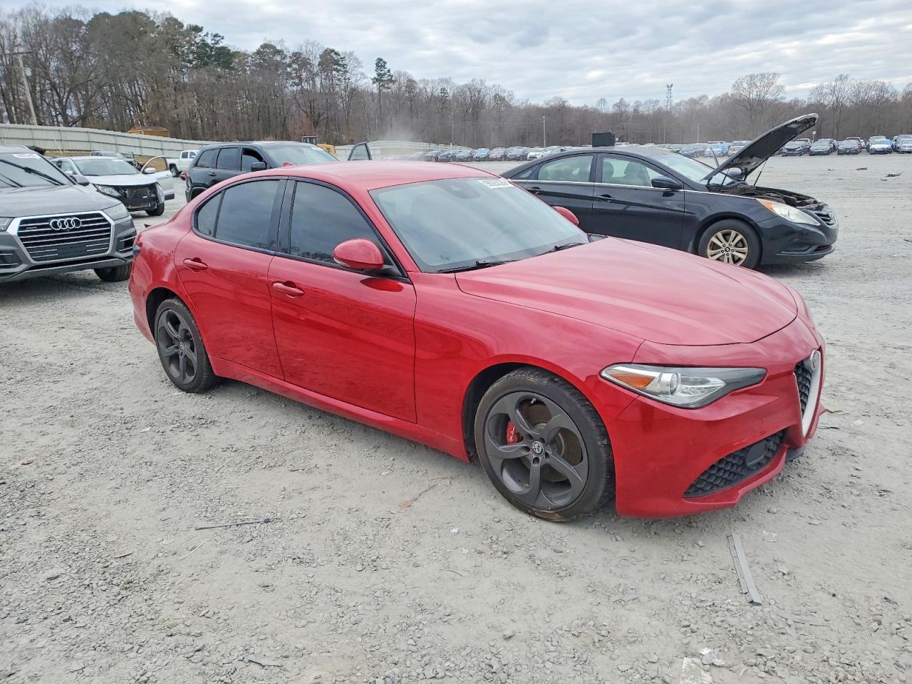 2017 ALFA ROMEO GIULIA Q4 photo 4