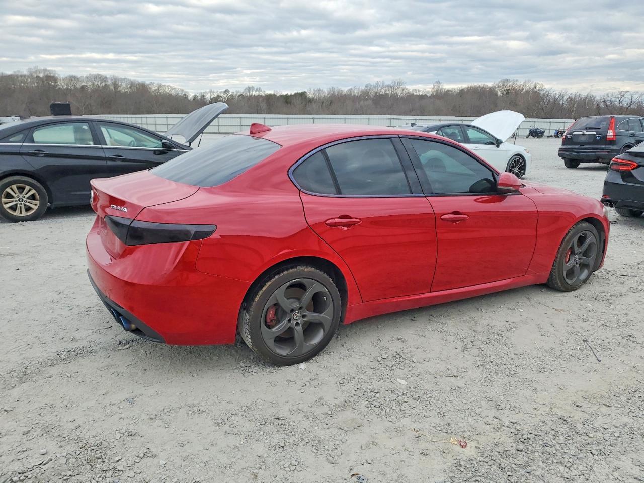 2017 ALFA ROMEO GIULIA Q4 photo 3