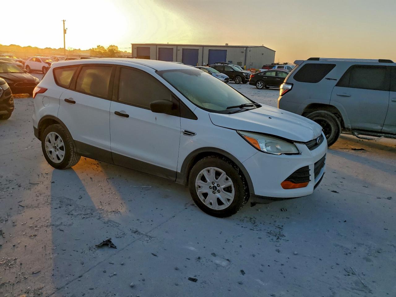 2014 FORD ESCAPE S photo 4