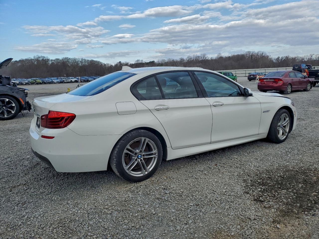2016 BMW 528 XI photo 3
