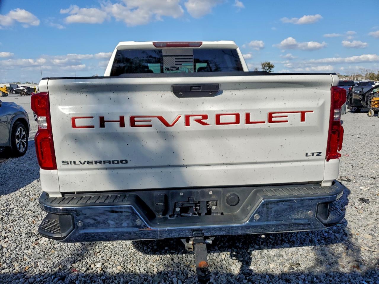 2019 CHEVROLET SILVERADO C1500 LTZ photo 6