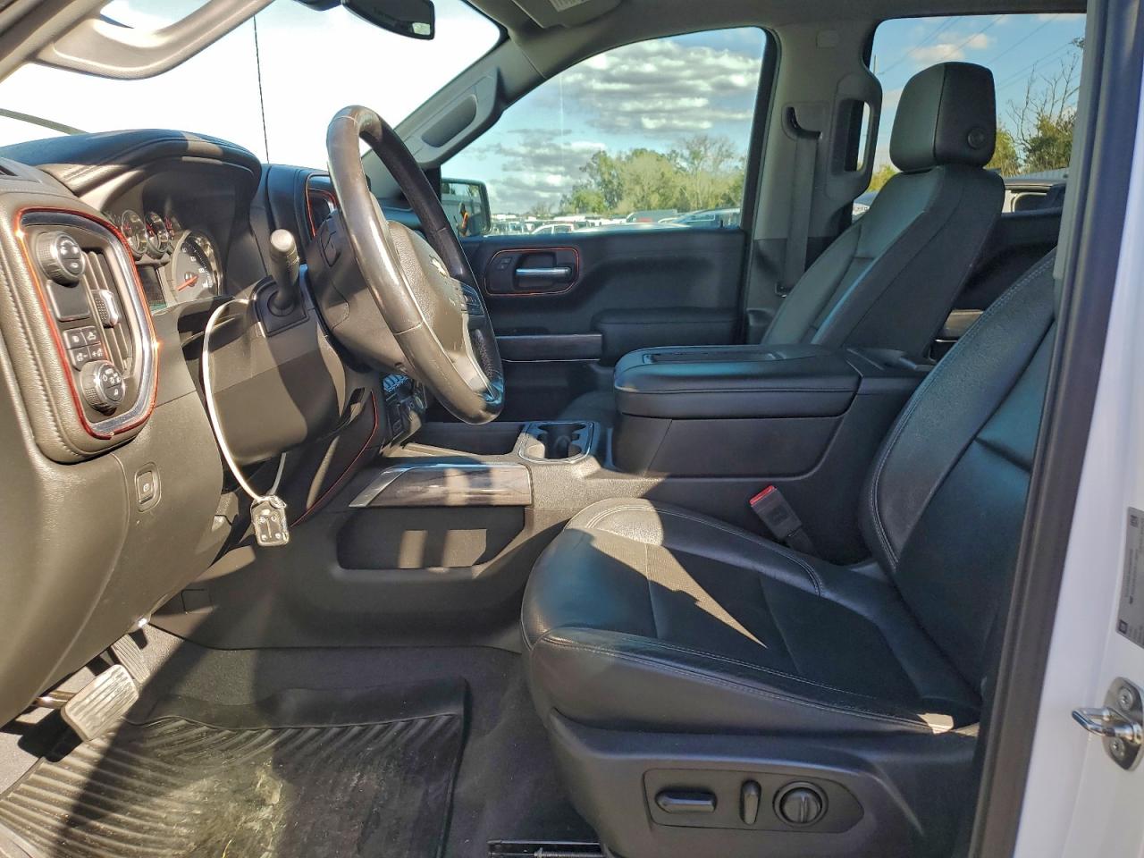 2019 CHEVROLET SILVERADO C1500 LTZ photo 7