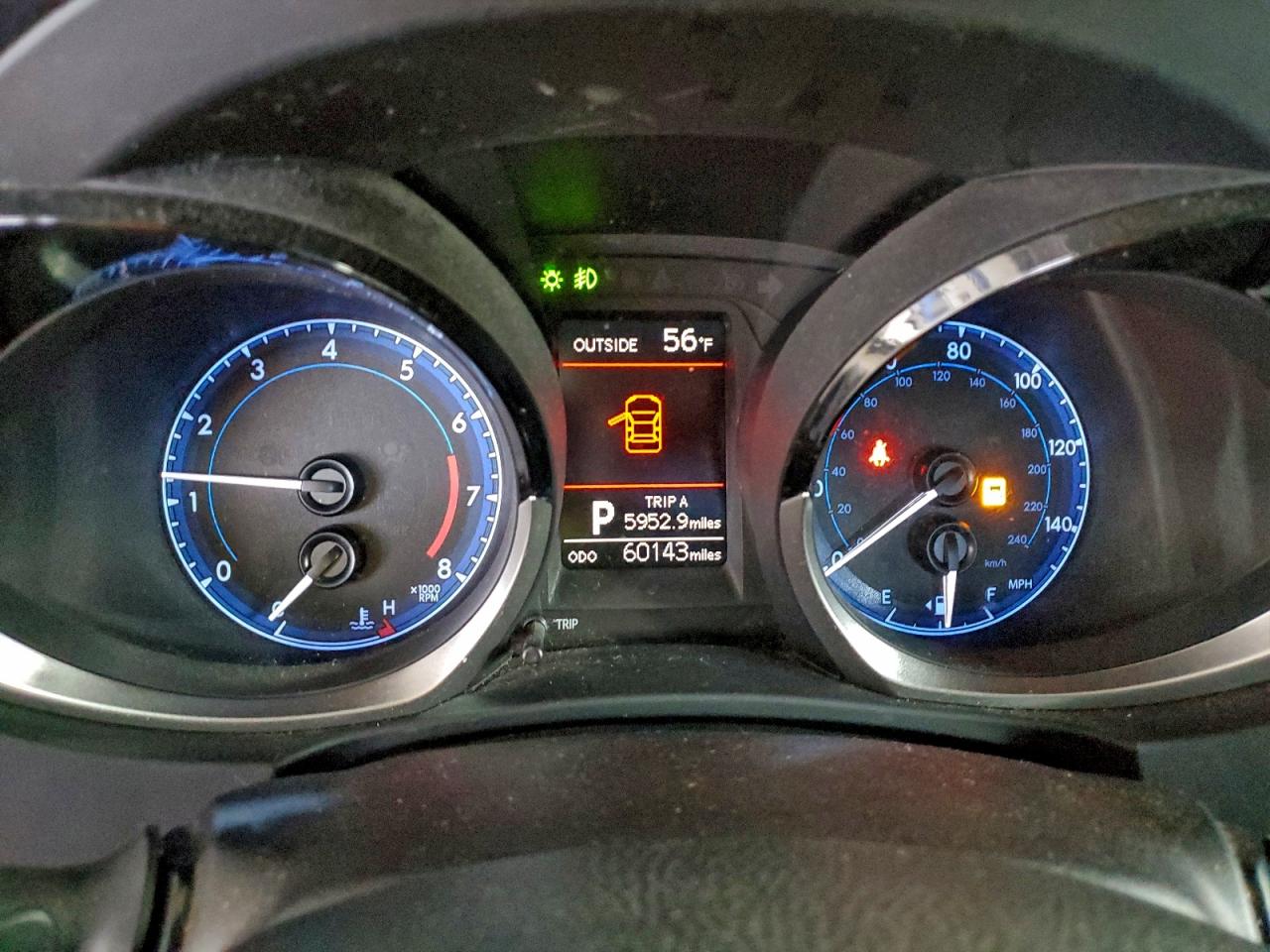2014 TOYOTA COROLLA L photo 17