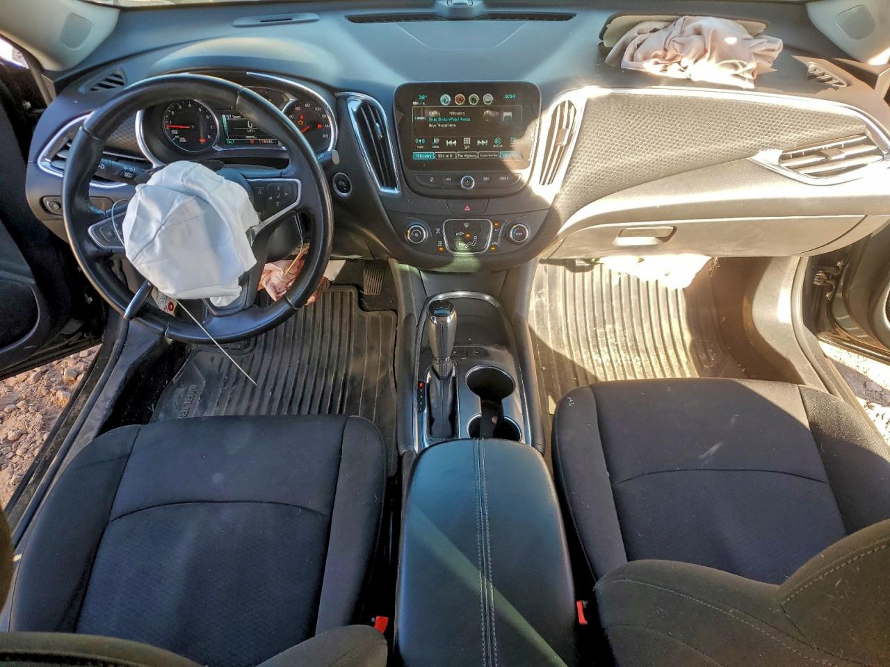2018 CHEVROLET MALIBU LT photo 8