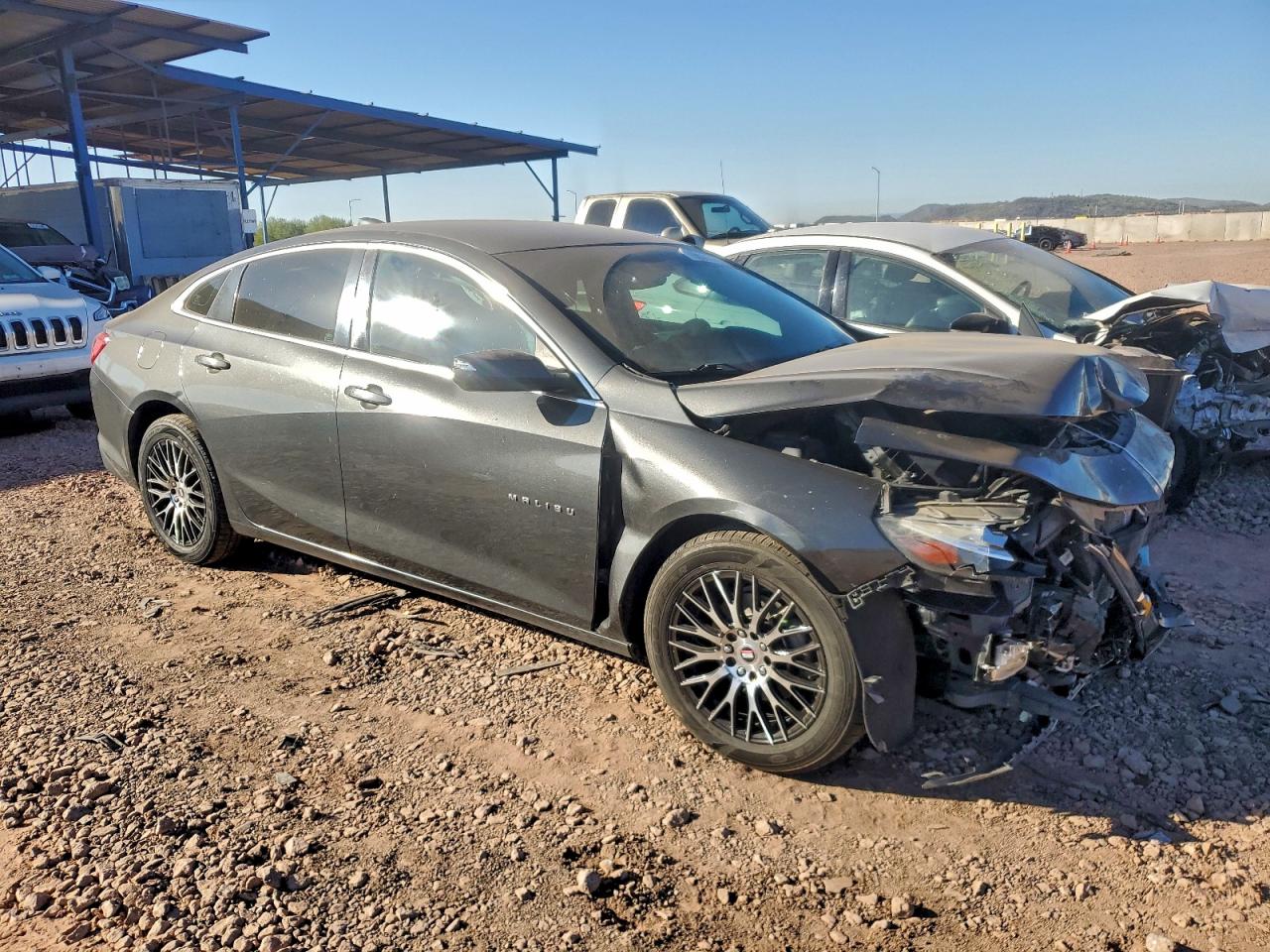 2018 CHEVROLET MALIBU LT photo 4