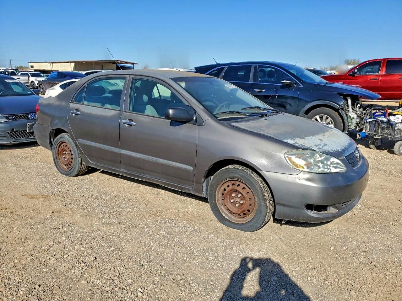 2005 TOYOTA COROLLA CE photo 4