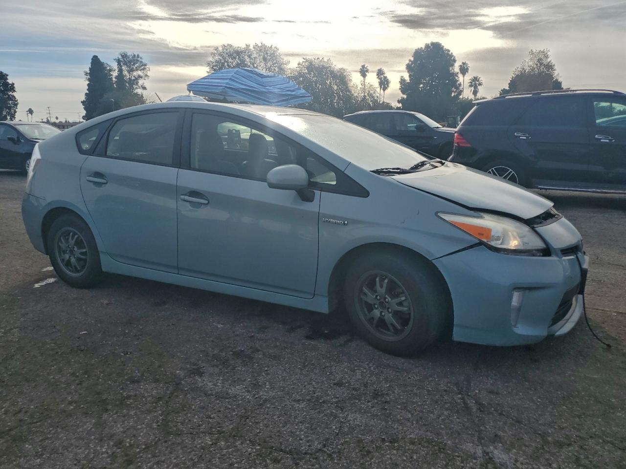 2012 TOYOTA PRIUS photo 4