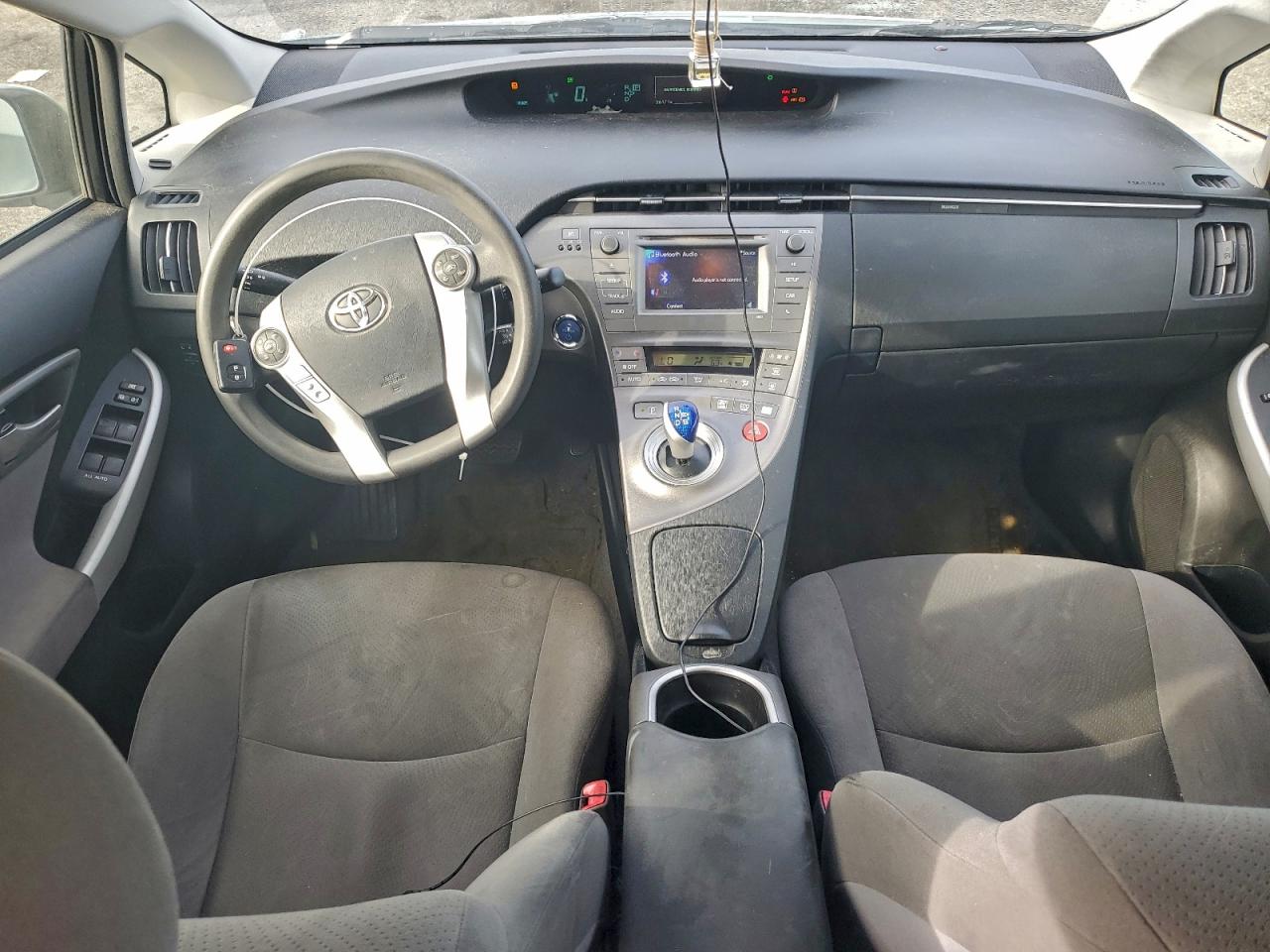 2012 TOYOTA PRIUS photo 8