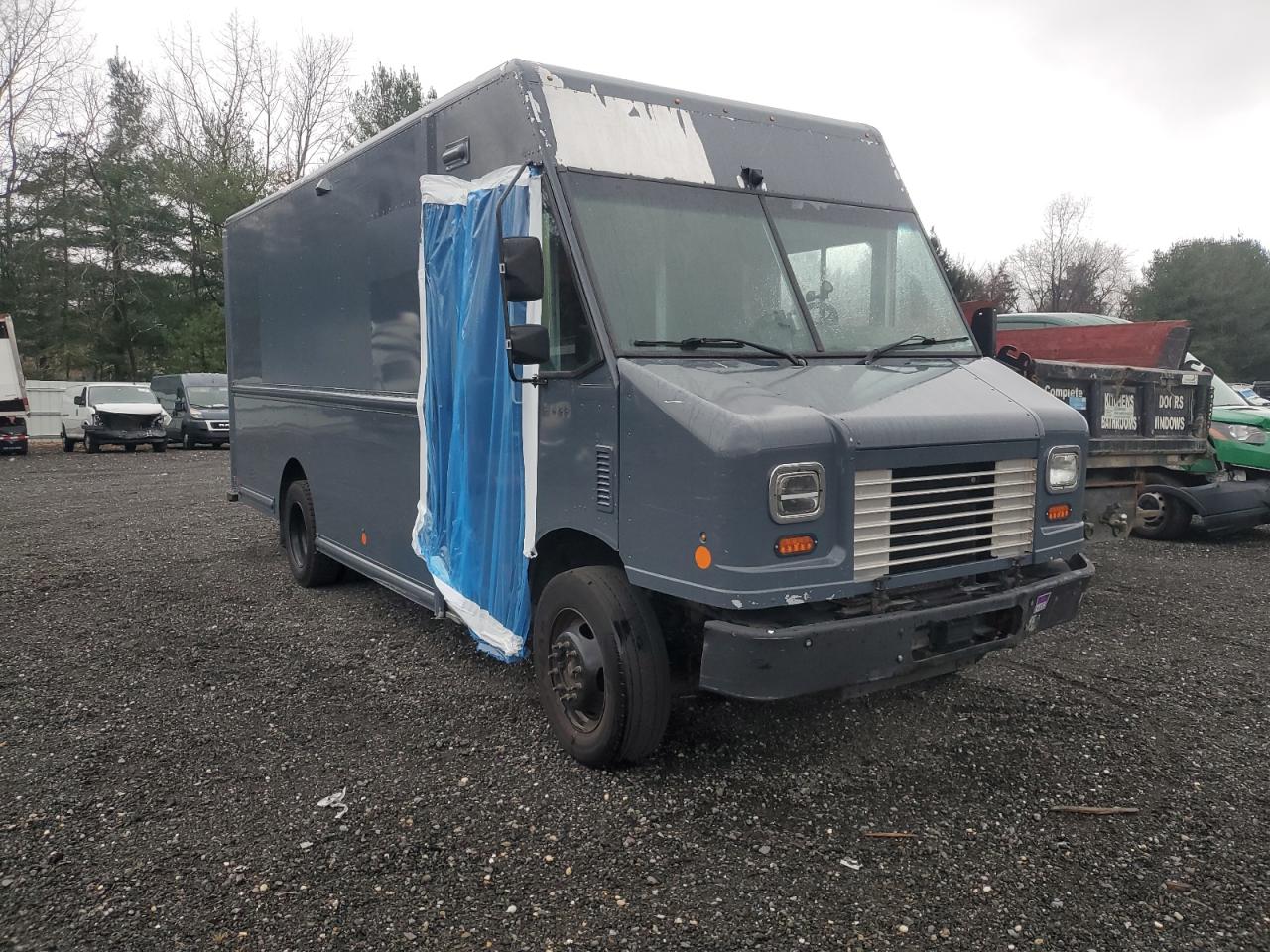 2020 FORD F59 - DELIVERY VAN photo 4