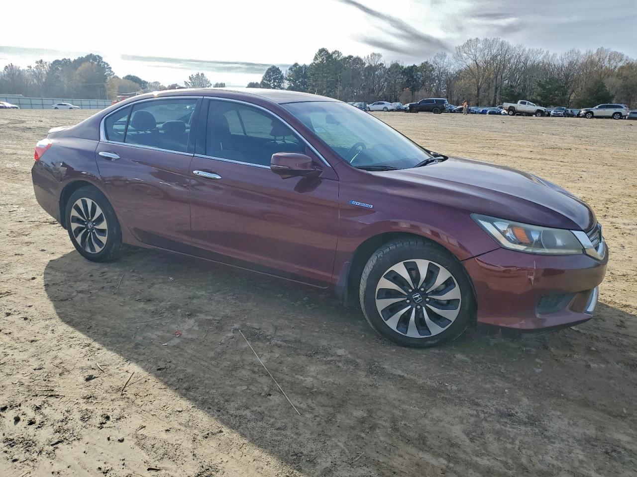 2014 HONDA ACCORD HYBRID photo 4