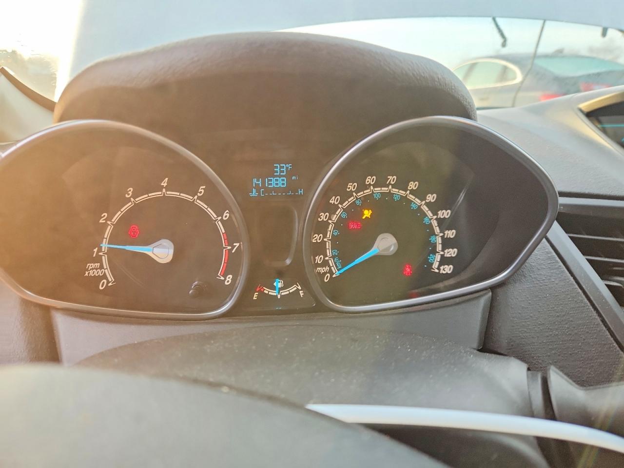 2016 FORD FIESTA SE photo 9