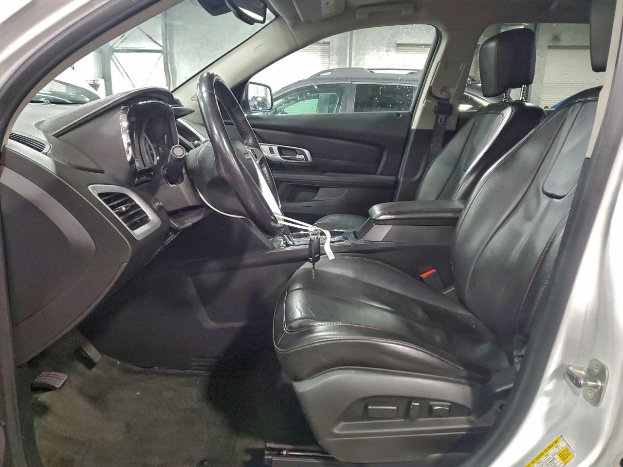 2017 GMC TERRAIN SLT photo 7