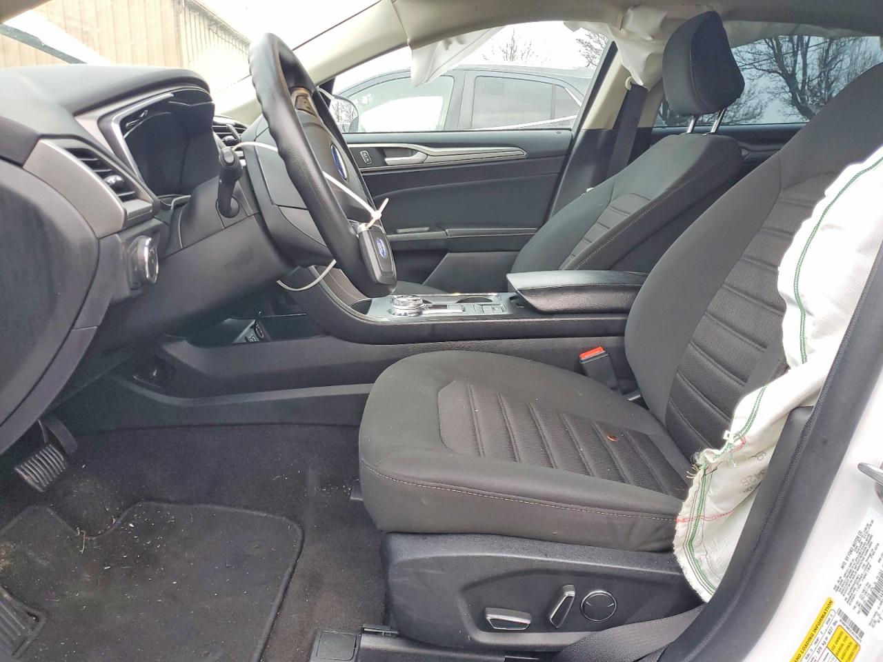2020 FORD FUSION SE photo 7