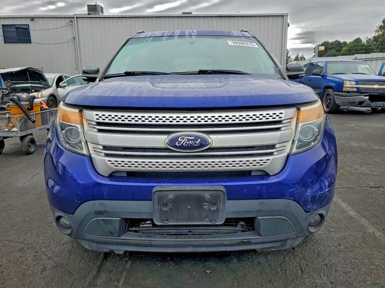2013 FORD EXPLORER XLT photo 5