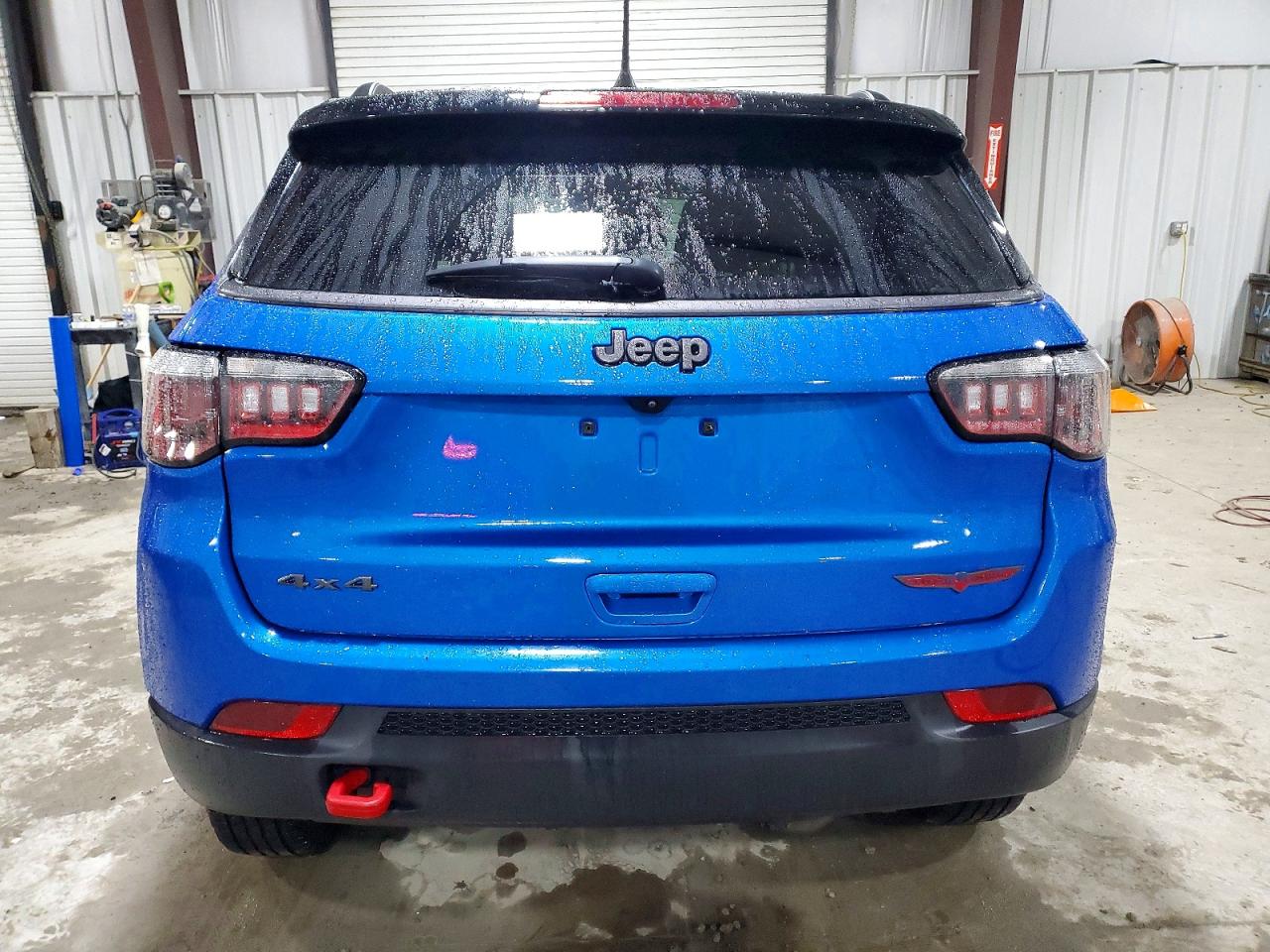 2022 JEEP COMPASS TRAILHAWK photo 6