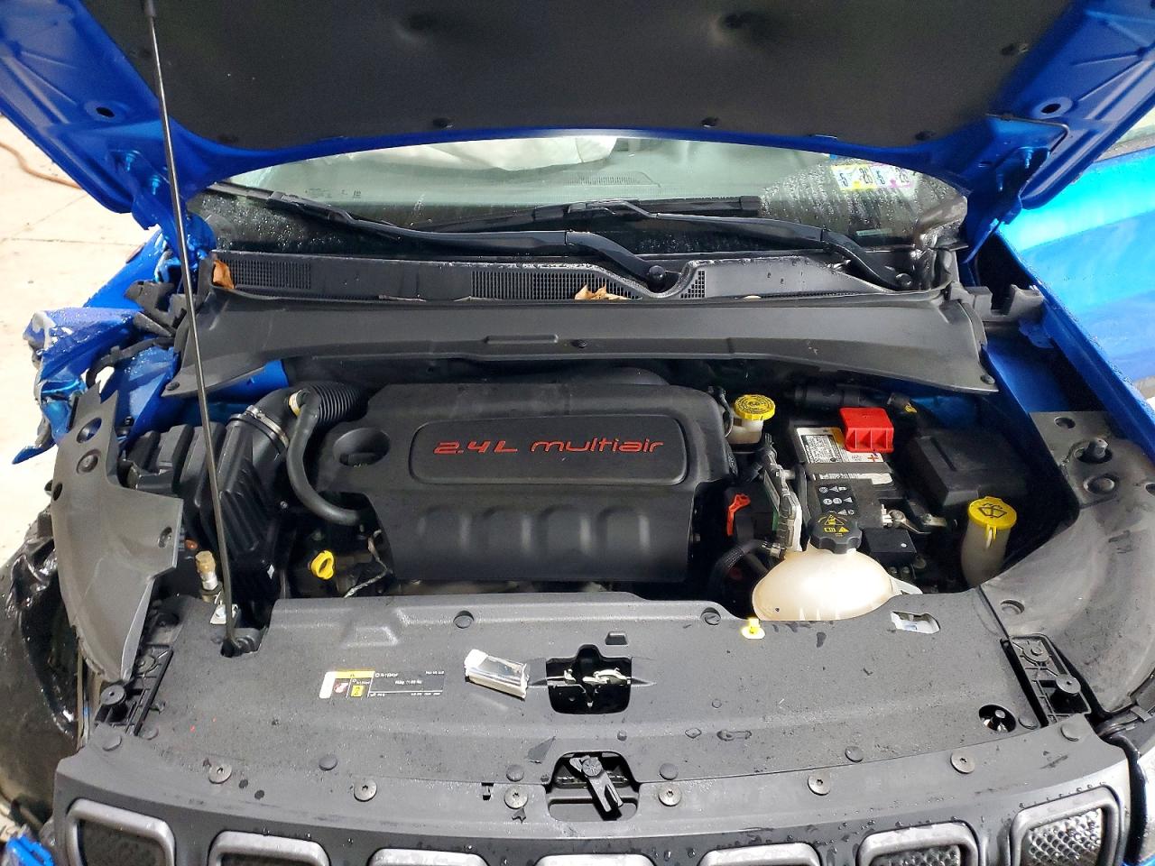2022 JEEP COMPASS TRAILHAWK photo 12