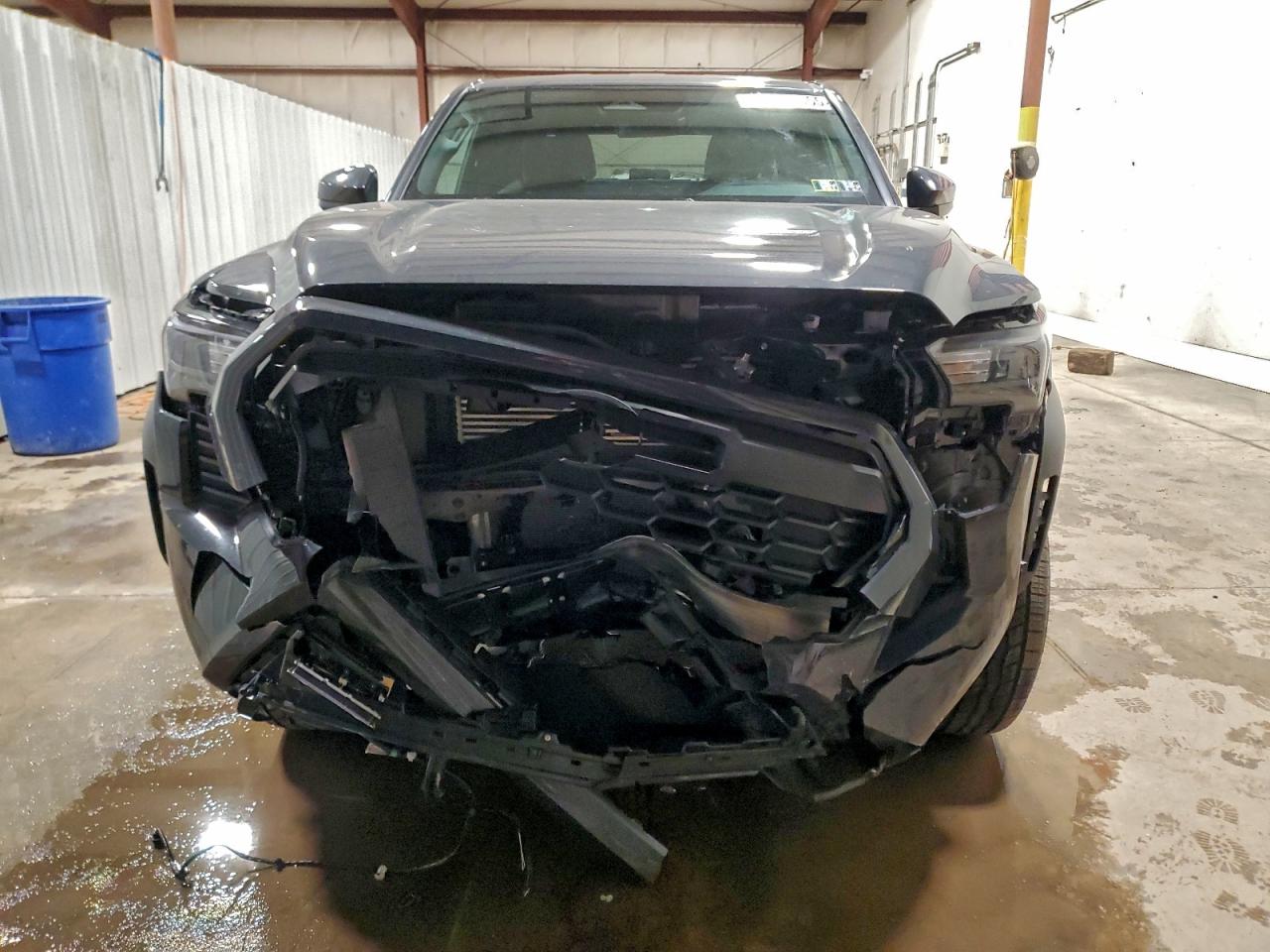2025 TOYOTA TACOMA DOUBLE CAB photo 5