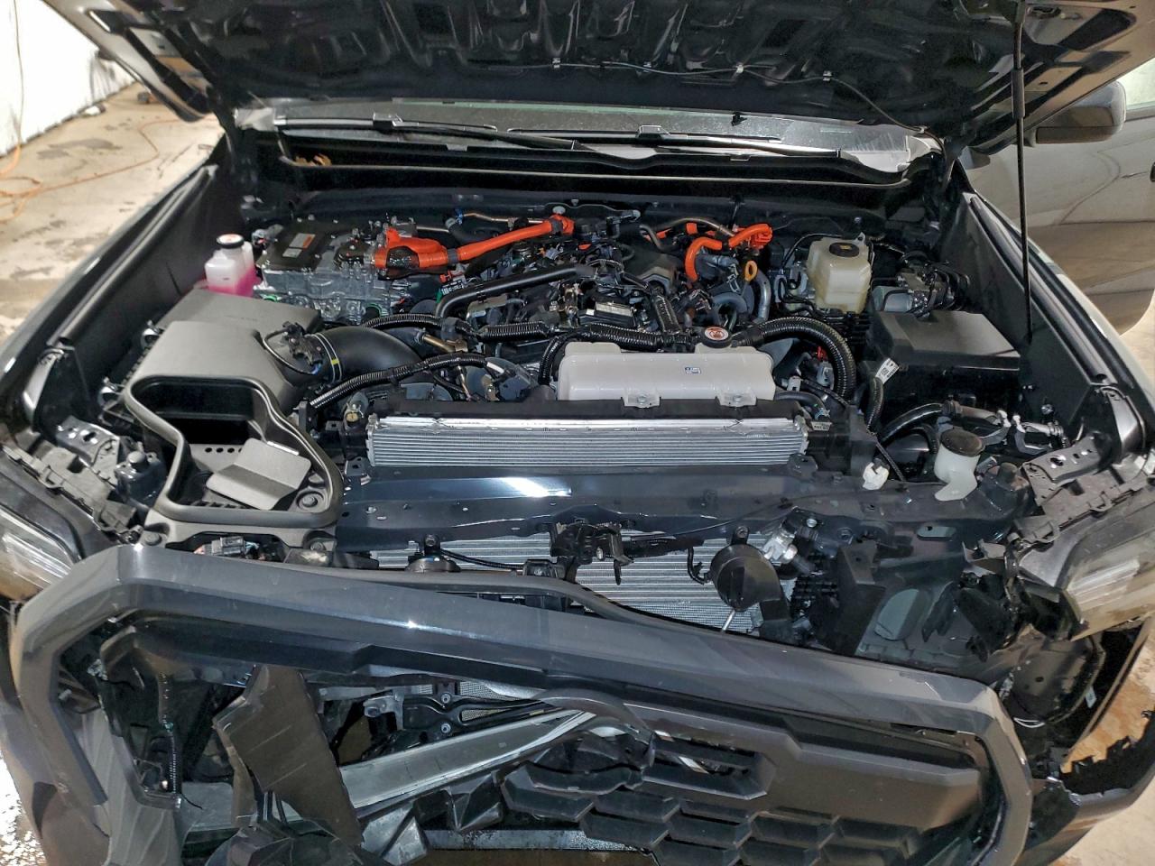 2025 TOYOTA TACOMA DOUBLE CAB photo 11