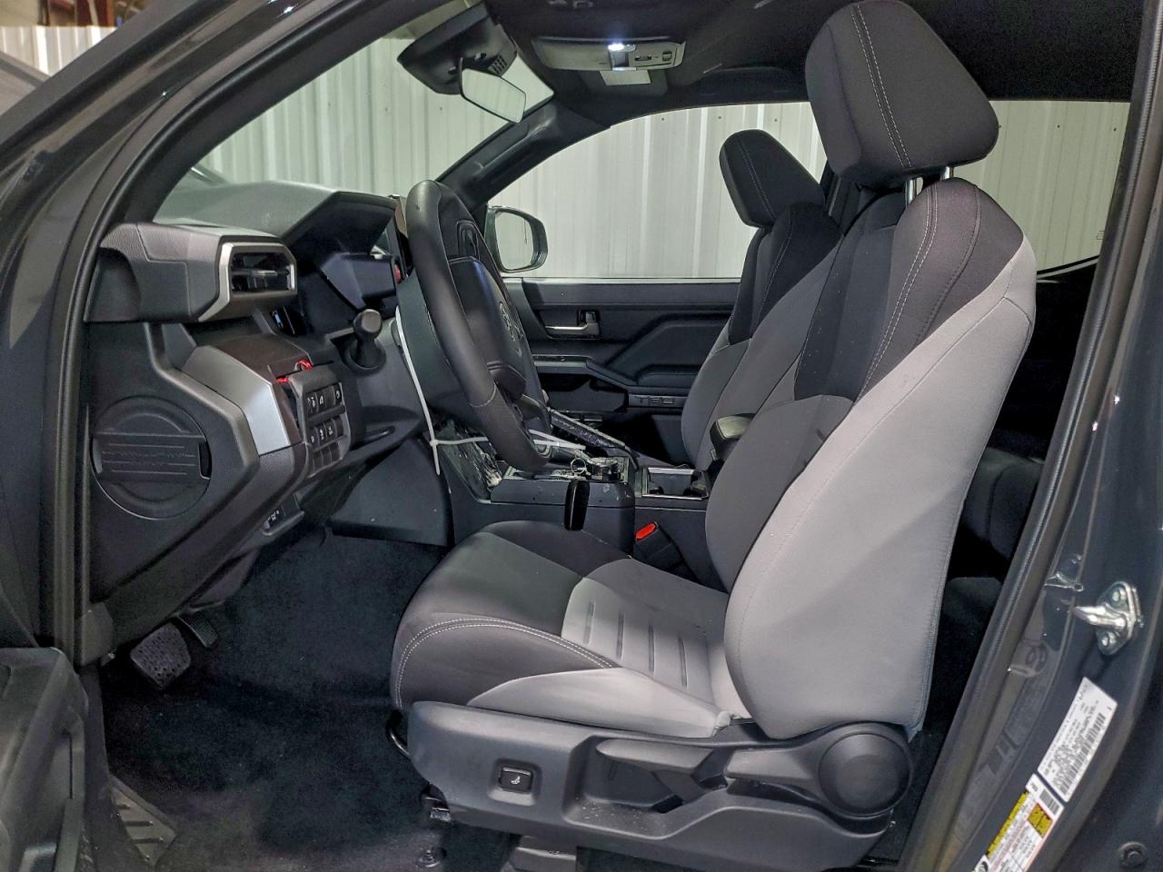 2025 TOYOTA TACOMA DOUBLE CAB photo 7
