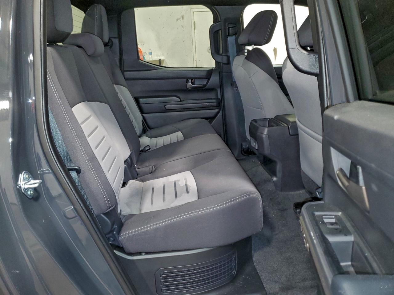 2025 TOYOTA TACOMA DOUBLE CAB photo 10