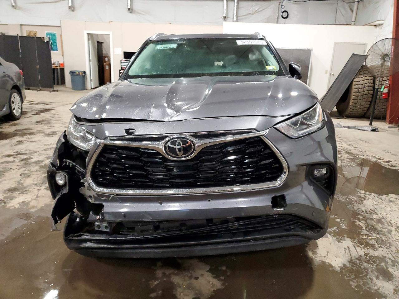 2025 TOYOTA HIGHLANDER HYBRID LIMITED photo 5
