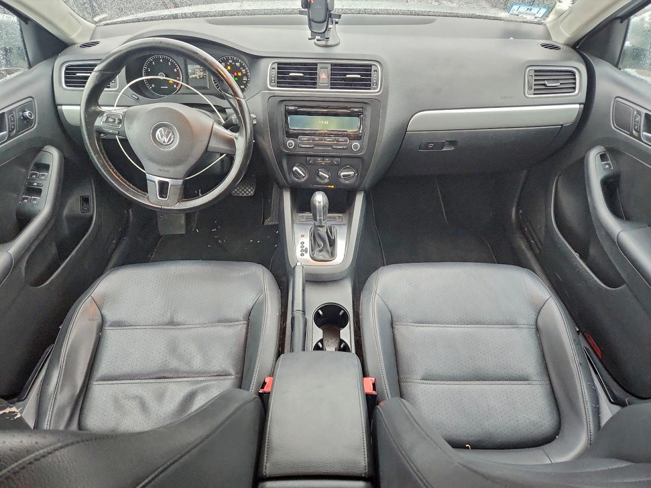 2014 VOLKSWAGEN JETTA SE photo 8