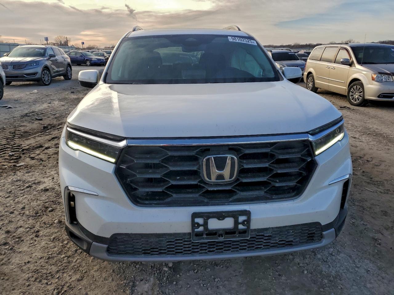 2025 HONDA PILOT TOURING photo 5