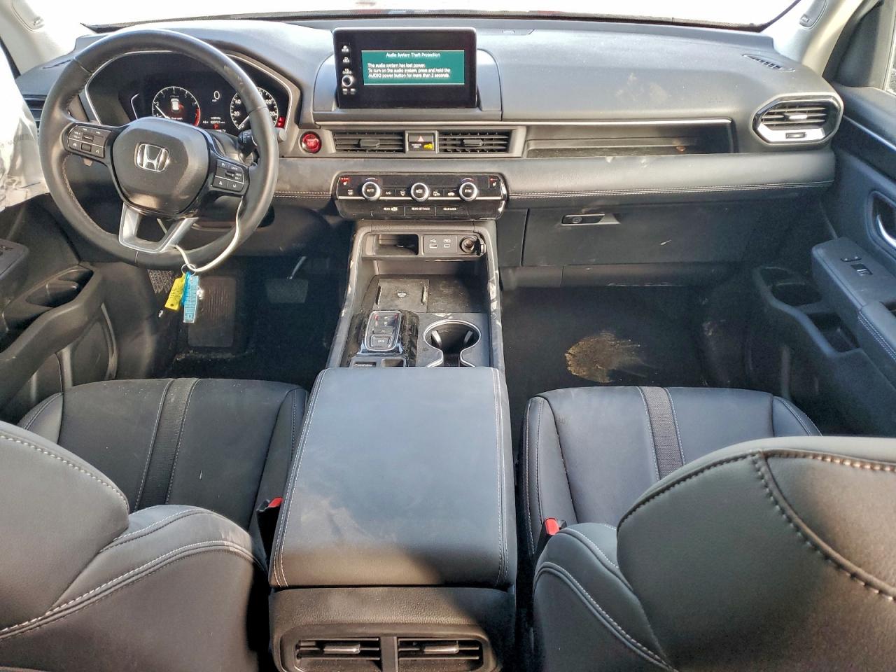 2025 HONDA PILOT TOURING photo 8