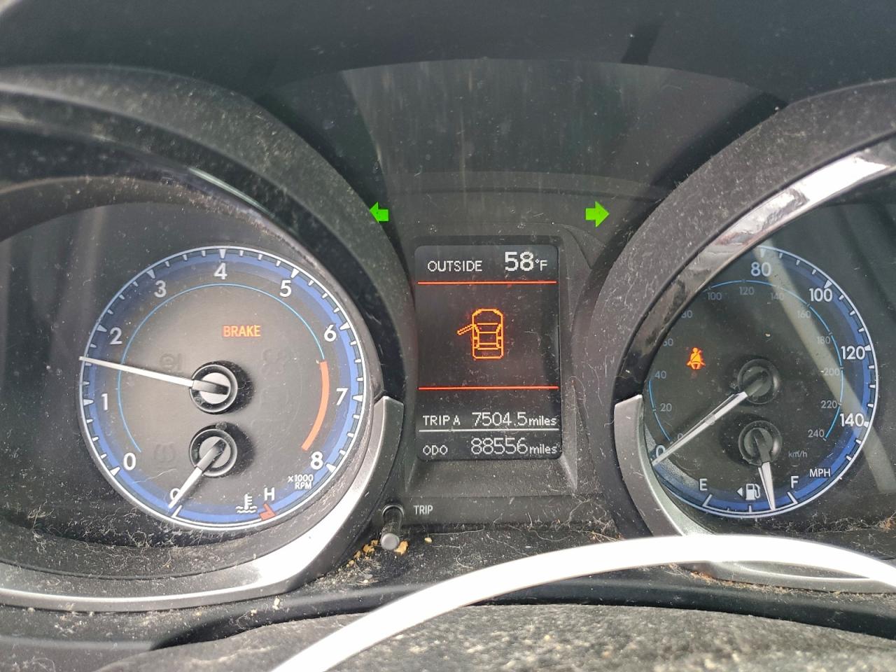 2016 TOYOTA COROLLA L photo 9
