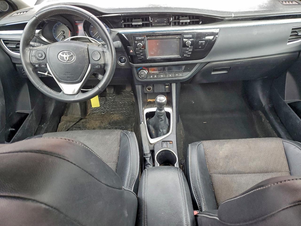 2016 TOYOTA COROLLA L photo 8