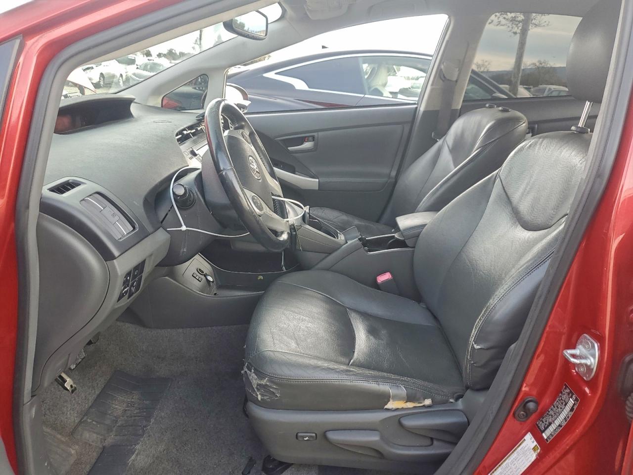 2010 TOYOTA PRIUS photo 13
