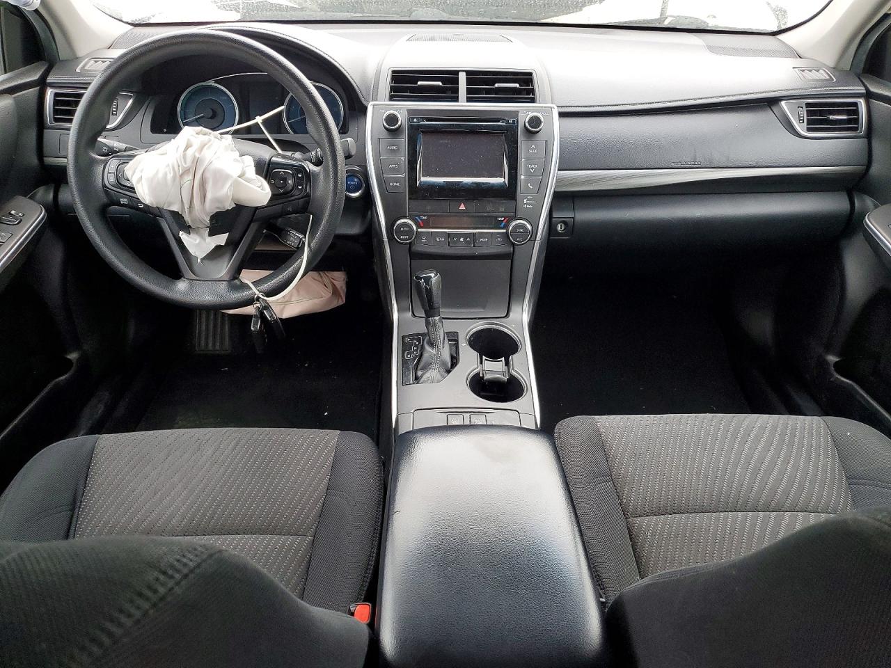 2015 TOYOTA CAMRY HYBRID photo 8